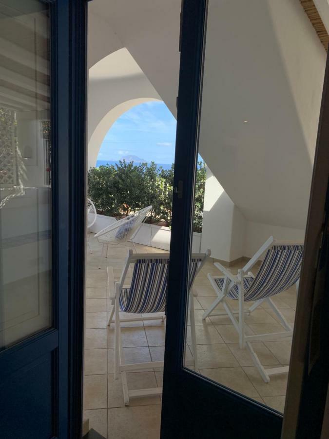 מאלפה 'A Alera Room & Breakfast מראה חיצוני תמונה
